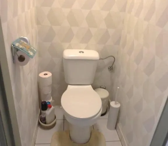 Nabij Station Op Begane Grond In Residentie Jane - Niet Goed Geld Terug Garantie - 10 Min Tot Brugge - Gratis Fietsenstalling * Бланкенберге