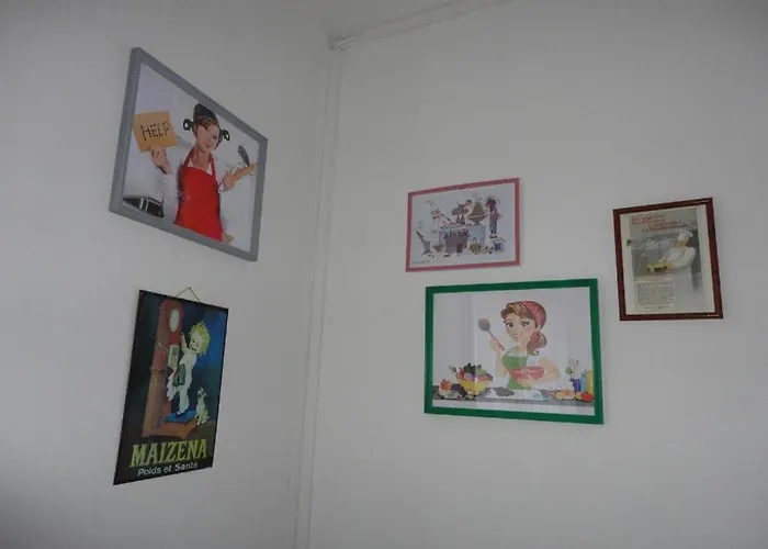 Nabij Station Op Begane Grond In Residentie Jane - Niet Goed Geld Terug Garantie - 10 Min Tot Brugge - Gratis Fietsenstalling 布兰肯贝赫