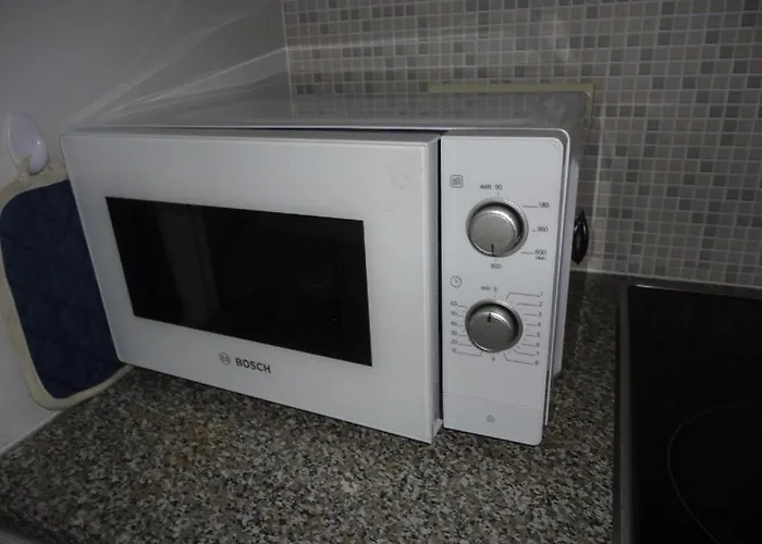 Nabij Station Op Begane Grond In Residentie Jane - Niet Goed Geld Terug Garantie - 10 Min Tot Brugge - Gratis Fietsenstalling 公寓 布兰肯贝赫