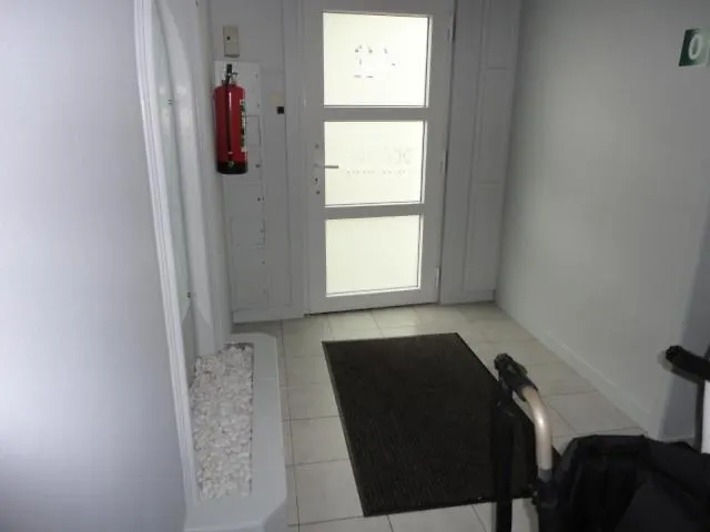 公寓 Nabij Station Op Begane Grond In Residentie Jane - Niet Goed Geld Terug Garantie - 10 Min Tot Brugge - Gratis Fietsenstalling